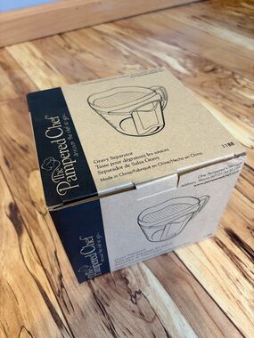 NIB Pampered Chef Gravy Separator